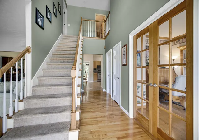 3rd image of 25 Lockerbie Dr, Valparaiso, IN 46385 | MLS# 841983