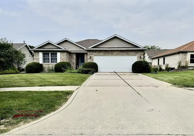 Homes for sale in Crown Point, IN | 7448 Mary Kay Ct, Crown Point, IN 46307 | MLS# 842060
