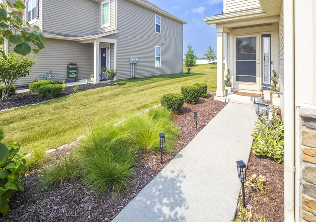 Photo 3 of Townhouse for sale at 14138 Magnolia St, Cedar Lake, IN 46303 | MLS# 842589 | Listing updated on 2026-08-17