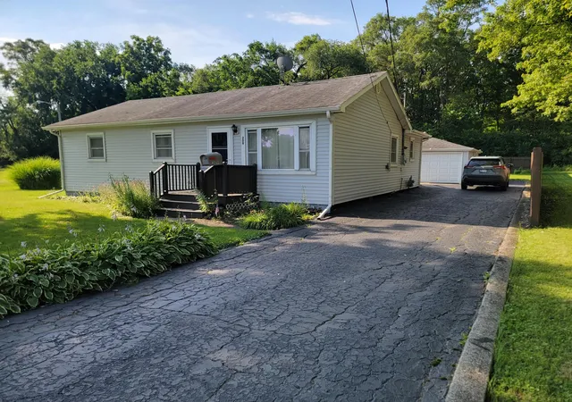 1st image of 209 E 71st Ave, Merrillville, IN 46410 | MLS# 842102