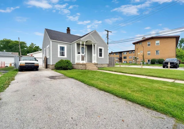 2nd image of 6916 Monroe Ave, Hammond, IN 46324 | MLS# 842113