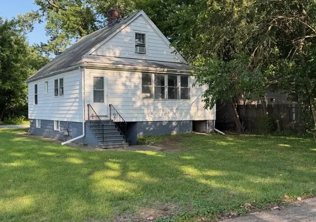 10th image of 3760 Maple St, Hobart, IN 46342 | MLS# 842083