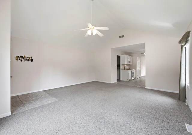 5th image of 1001 Carnation St Se #B, De Motte, IN 46310 | MLS# 842408