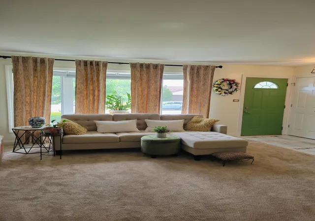 5th image of 40 Heather Ct, Schererville, IN 46375 | MLS# 842103