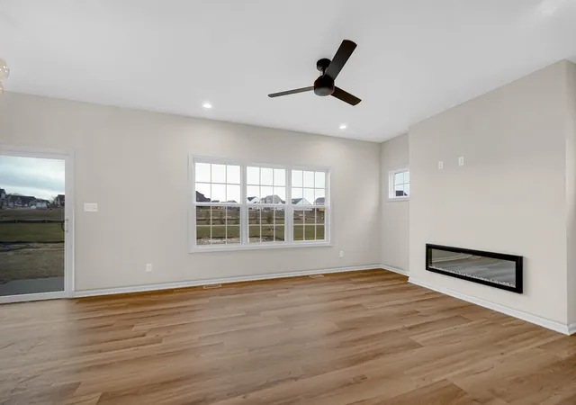 Photo 2 of Single family home for sale at 50 Annetto Ct, Crown Point, IN 46307 | MLS# 842077 | Listing updated on 2026-09-14