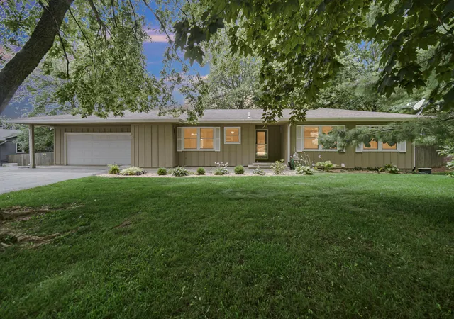 3rd image of 188 S 200 W, Valparaiso, IN 46385 | MLS# 842741
