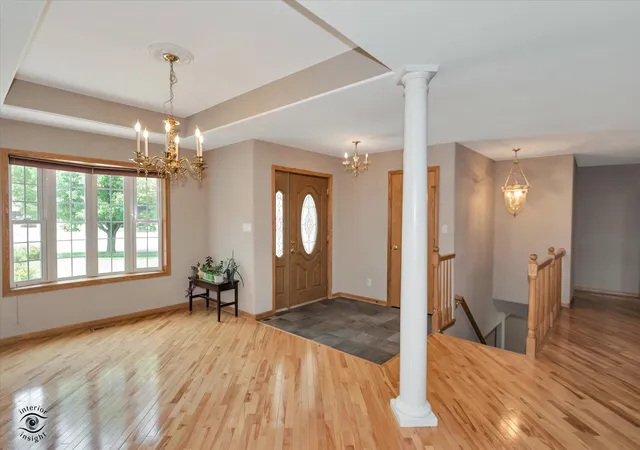 3rd image of 1240 Waterside Ln, Crown Point, IN 46307 | MLS# 842117