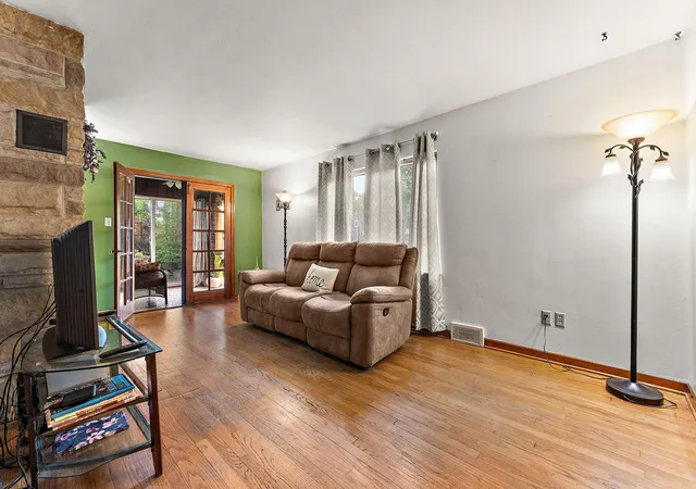 2nd image of 6435 Madison St, Merrillville, IN 46410 | MLS# 842191