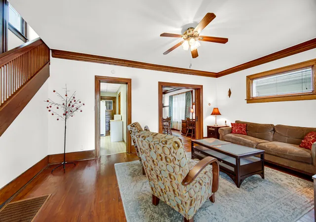Homes for sale in Whiting, IN | 1928 Lincoln Ave, Whiting, IN 46394 | MLS# 842183