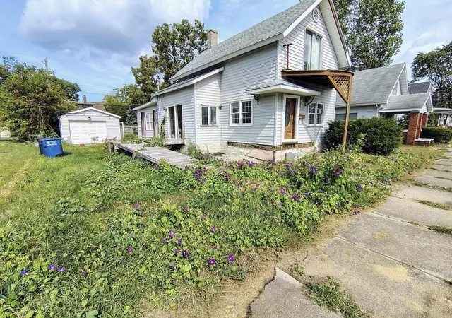 Homes for sale in Michigan City, IN | 618 Dupage St, Michigan City, IN 46360 | MLS# 842116