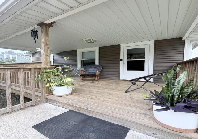 3rd image of 213 S Connecticut St, Hobart, IN 46342 | MLS# 842156