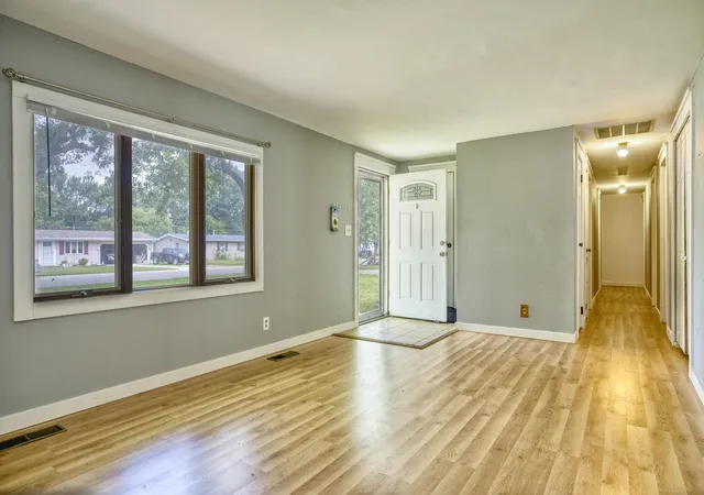 Photo 4 of Single family home for sale at 9713 N 490 East, De Motte, IN 46310 | MLS# 842177 | Listing updated on 2026-08-23