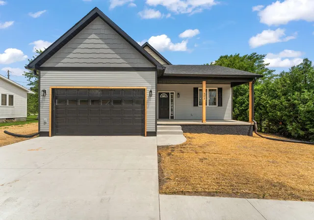 2nd image of 503 Exeter Rd, Kingsford Heights, IN 46346 | MLS# 842149