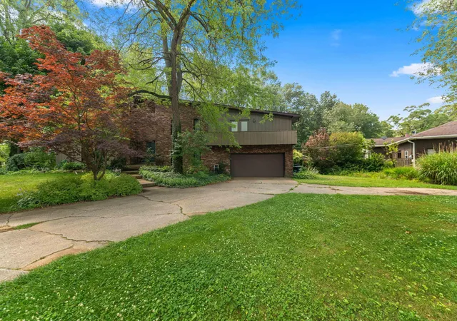 1st image of 6155 Sunrise Ave, Portage, IN 46368 | MLS# 842148