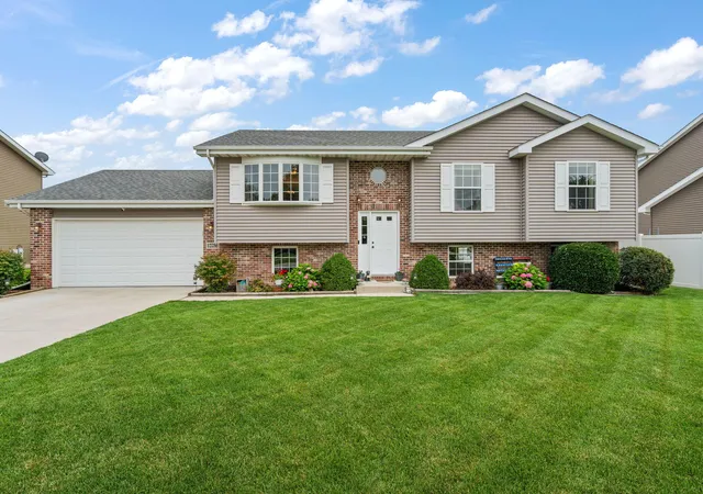 1st image of 12736 Colfax St, Cedar Lake, IN 46303 | MLS# 842153