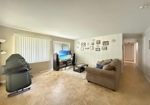 Photo 3 of Single family home for sale at 5353 Garfield St, Merrillville, IN 46410 | MLS# 842163 | Listing updated on 2026-07-20