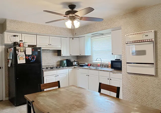 Photo 3 of Single family home for sale at 5353 Garfield St, Merrillville, IN 46410 | MLS# 842163 | Listing updated on 2026-10-01