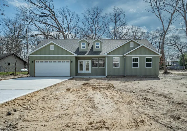Homes for sale in Wheatfield, IN | 11337 Quail Run Dr N, Wheatfield, IN 46392 | MLS# 842184