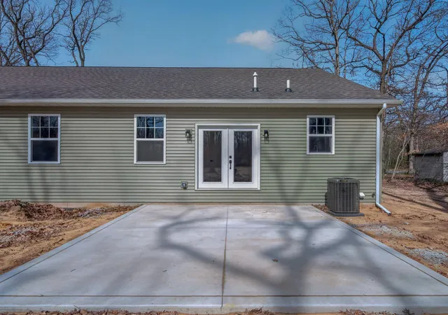 Photo 3 of Single family home for sale at 11337 Quail Run Dr N, Wheatfield, IN 46392 | MLS# 842184 | Listing updated on 2026-07-13
