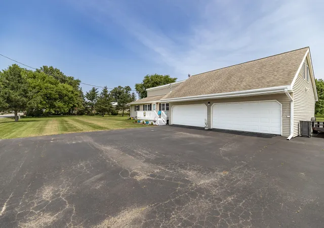 54th image of 18311 Clark St, Lowell, IN 46356 | MLS# 842414