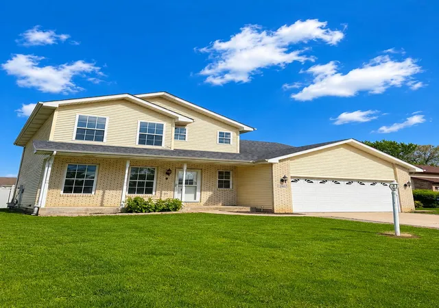 2nd image of 12465 Shelby Pl, Crown Point, IN 46307 | MLS# 842215