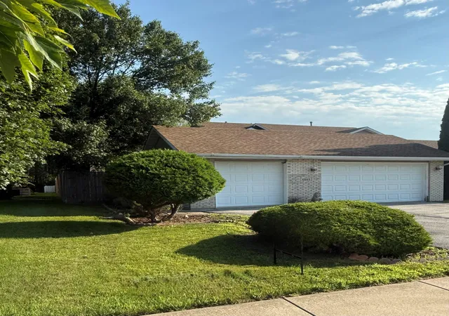 1st image of 4862 92nd Ave, Crown Point, IN 46307 | MLS# 842205
