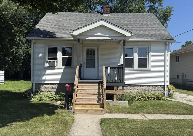 1st image of 7545 New Hampshire Ave, Hammond, IN 46323 | MLS# 842239