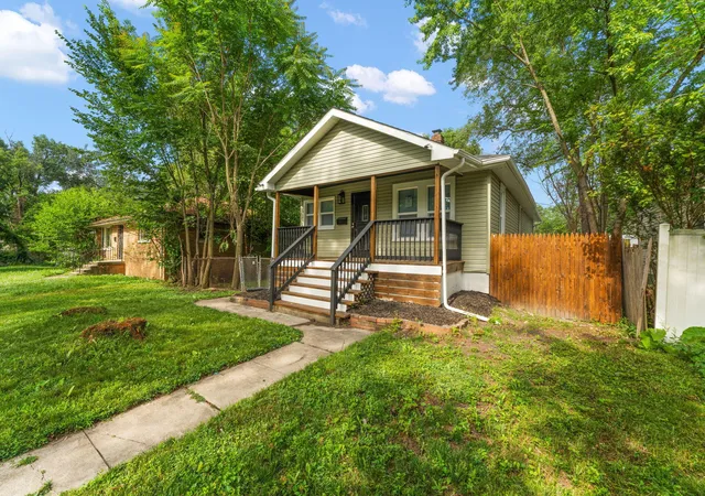 3rd image of 4652 Pennsylvania St, Gary, IN 46409 | MLS# 842397