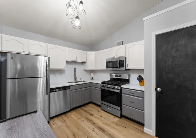 4th image of 3605 Timberbridge Dr #h, Valparaiso, IN 46383 | MLS# 842220