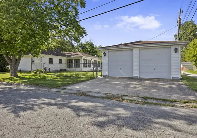 15th image of 1 N Wabash St, Hobart, IN 46342 | MLS# 842227