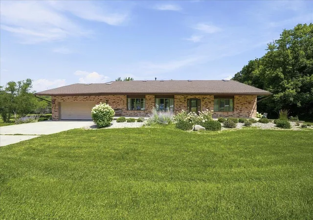 Photo 3 of Single family home for sale at 10630 W 93rd Avenue, Saint John, IN 46373 | MLS# 842528 | Listing updated on 2026-10-06