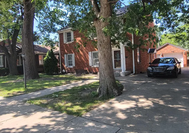 3rd image of 49 Wildwood Rd, Hammond, IN 46324 | MLS# 842260