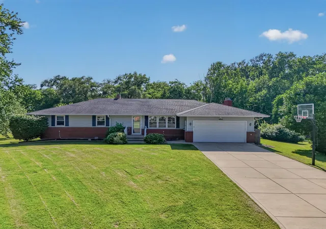 Photo 1 of Single family home for sale at 8621 W 86th Court, Dyer, IN 46311 | MLS# 842420 | Listing updated on 2026-08-26
