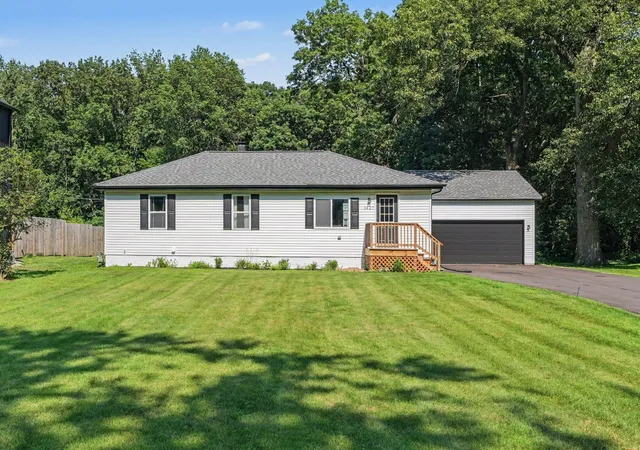 1st image of 1427 Austin Ave, Schererville, IN 46375 | MLS# 842283