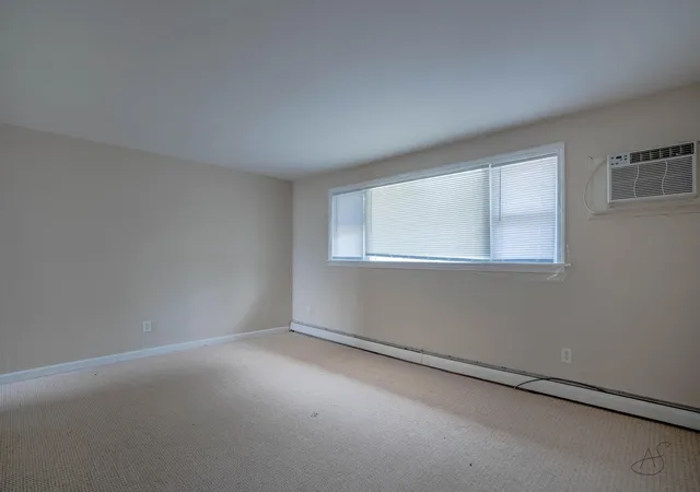 3rd image of 7920 North Dr, Highland, IN 46322 | MLS# 842290