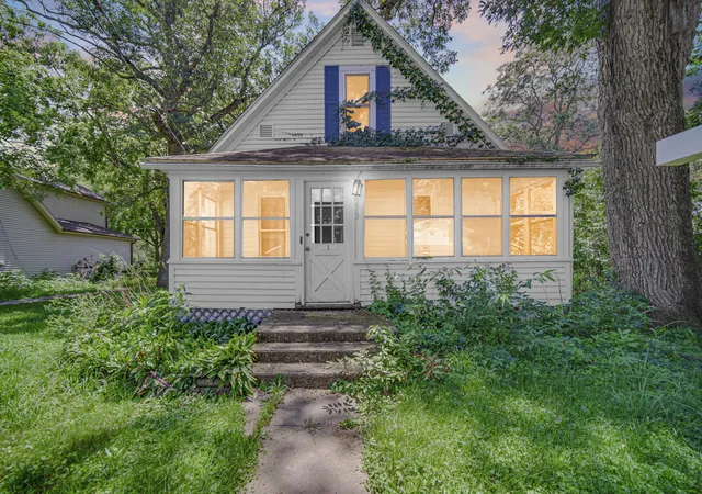 Homes for sale in Wheatfield, IN | 273 W High St, Wheatfield, IN 46392 | MLS# 842295