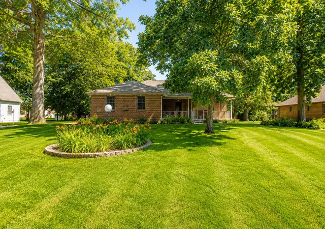 1st image of 507 Eastwood Dr, Kouts, IN 46347 | MLS# 842312