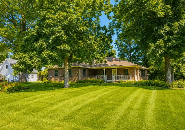 3rd image of 507 Eastwood Dr, Kouts, IN 46347 | MLS# 842312