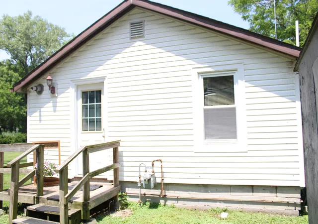3rd image of 39 S Evergreen Park, Valparaiso, IN 46385 | MLS# 842441
