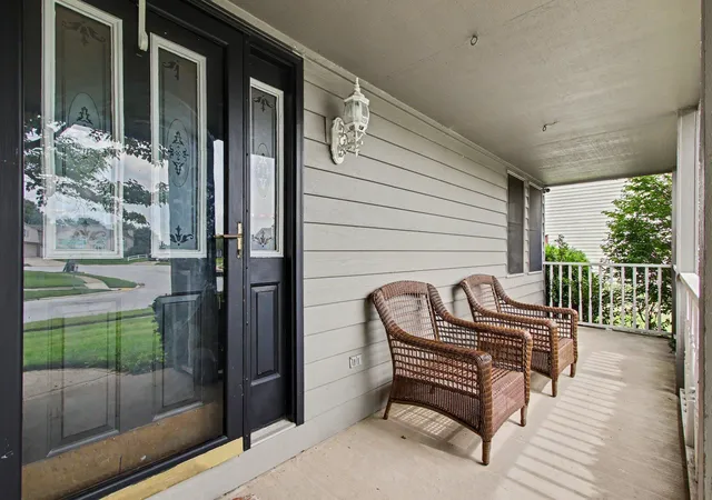 3rd image of 4508 Bedford Rd, Valparaiso, IN 46383 | MLS# 842333