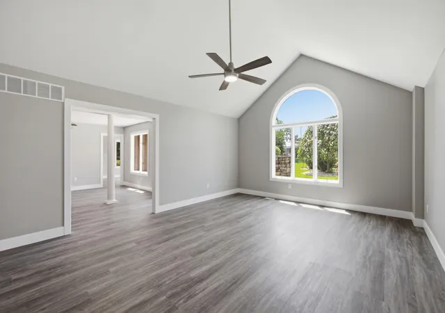 5th image of 944 Cornwallis Ln, Munster, IN 46321 | MLS# 842422