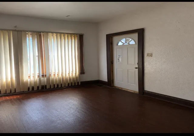 4th image of 605 Durbin St, Gary, IN 46406 | MLS# 842344