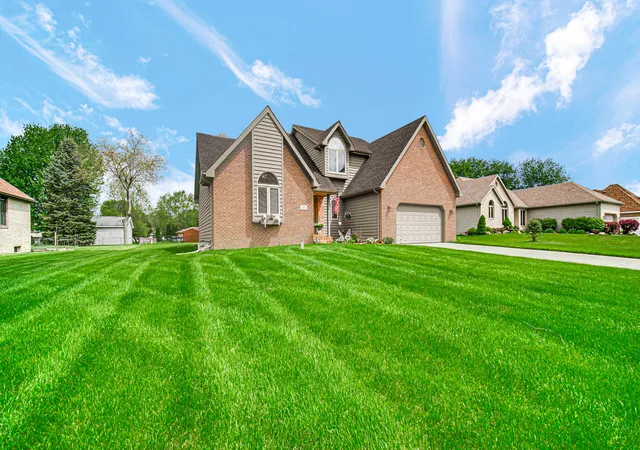 3rd image of 315 Kenbridge Ct, Valparaiso, IN 46385 | MLS# 842368