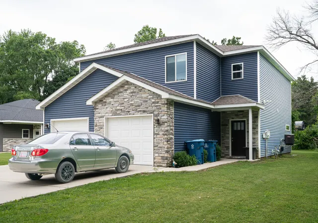 2nd image of 1250 1252 Lawson Ln, Chesterton, IN 46304 | MLS# 842346