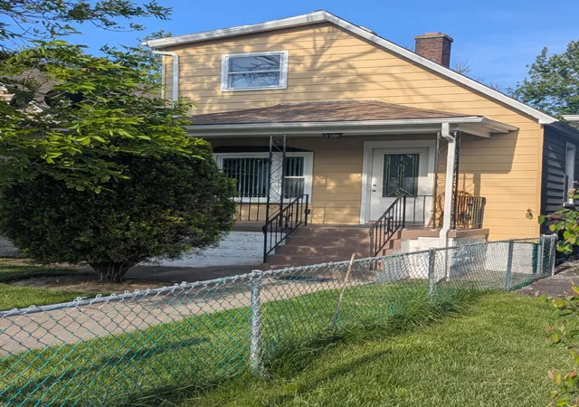 2nd image of 4332 Olcott Ave, East Chicago, IN 46312 | MLS# 842327