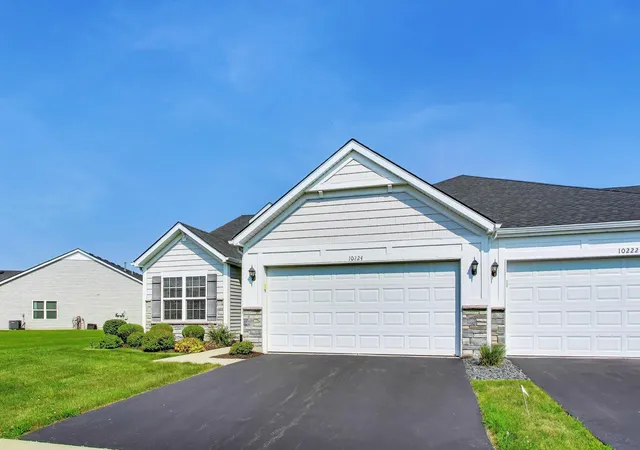 2nd image of 10224 Pickett Wy, Cedar Lake, IN 46303 | MLS# 842465