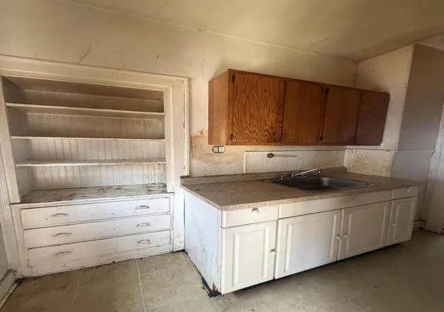 3rd image of 6446 Crescent Pl, Hammond, IN 46324 | MLS# 842389