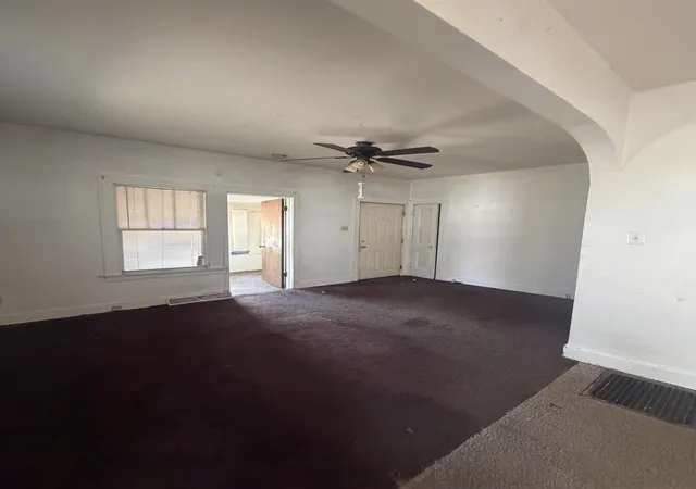 5th image of 6446 Crescent Pl, Hammond, IN 46324 | MLS# 842389