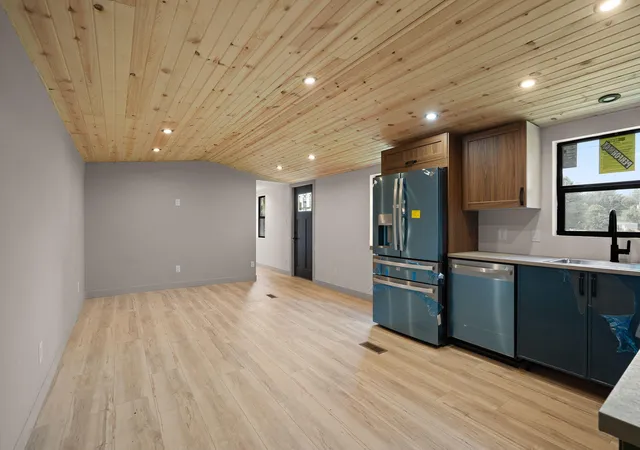 image of 4216 Old Orchard Ln, Wheatfield, IN 46392 | MLS# 842762