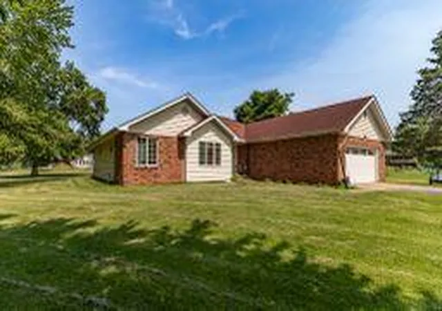 Photo 2 of Sale Pending at 6996 Prairieview Ct, De Motte, IN 46310 | MLS# 842488 | Listing updated on 2026-09-06